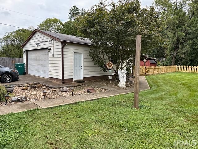 5220 Broadway Avenue, Evansville, IN 47712