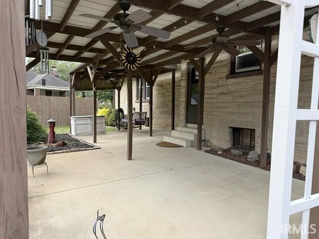 5220 Broadway Avenue, Evansville, IN 47712
