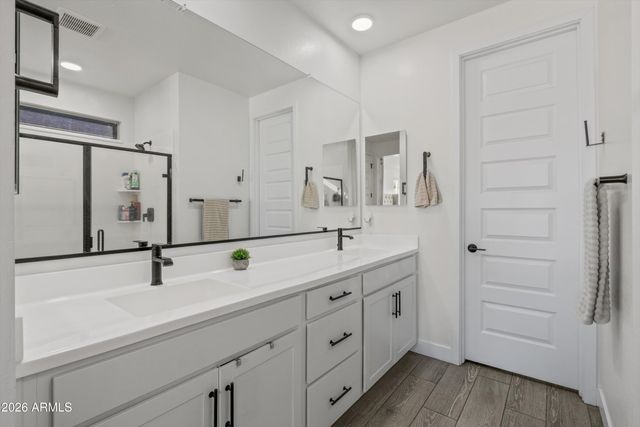 22878 E Watford Drive, Queen Creek, AZ 85142