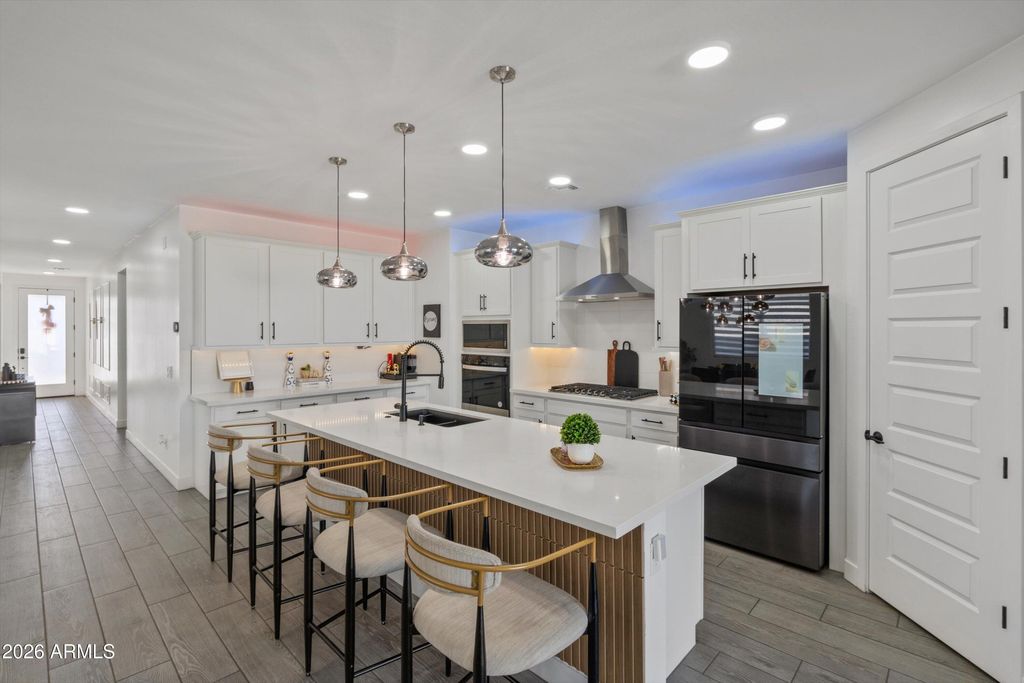 Image 2 of property listing at 22878 E Watford Drive, Queen Creek, AZ 85142