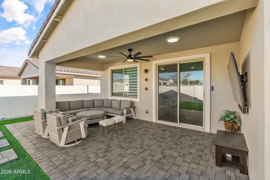 Image 28 of property listing at 22878 E Watford Drive, Queen Creek, AZ 85142