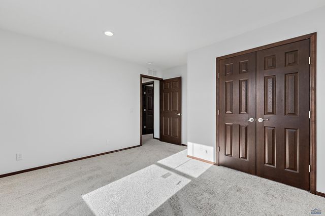 1717.80 E PHILADELPHIA, Rapid City, SD 57703