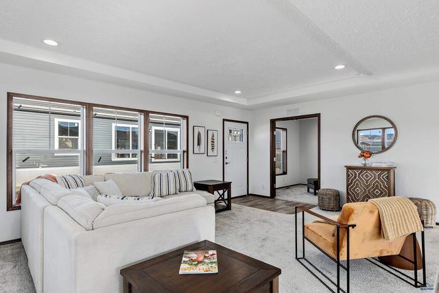 1717.80 E PHILADELPHIA, Rapid City, SD 57703