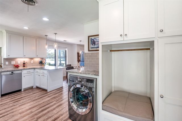 182 Huts Crossing Road, Sadler, TX 76264