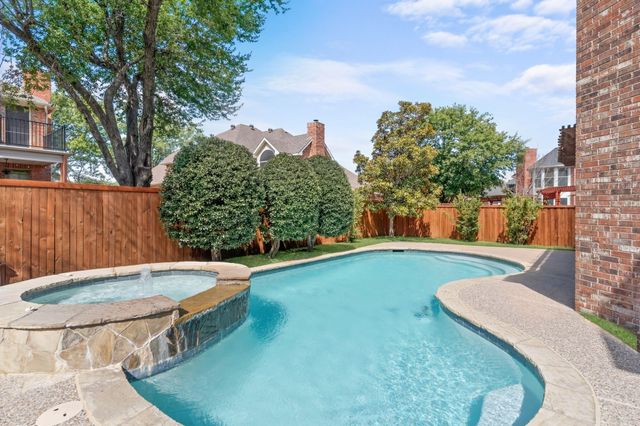 1506 Hunters Creek Drive, Mckinney, TX 75072