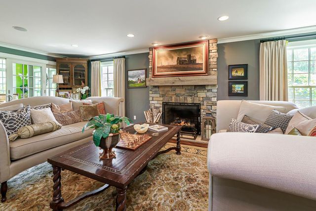 6008 Shala Circle, Nashport, OH 43830