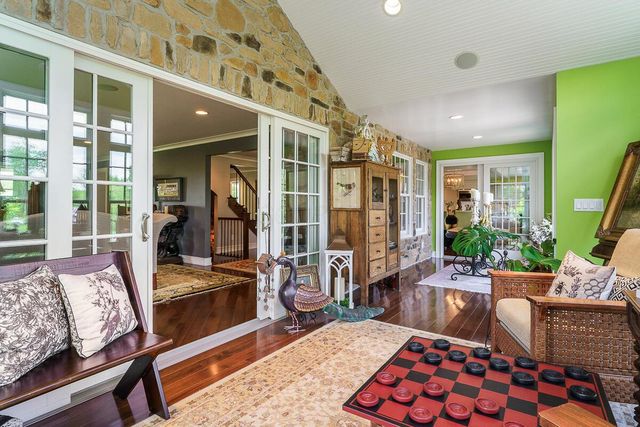 6008 Shala Circle, Nashport, OH 43830