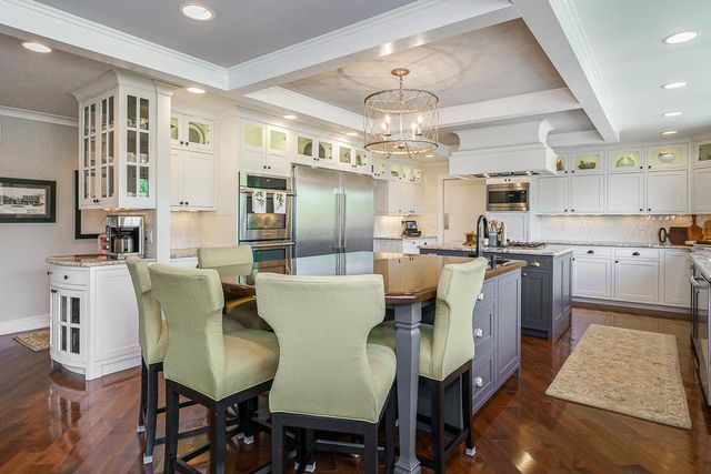 6008 Shala Circle, Nashport, OH 43830