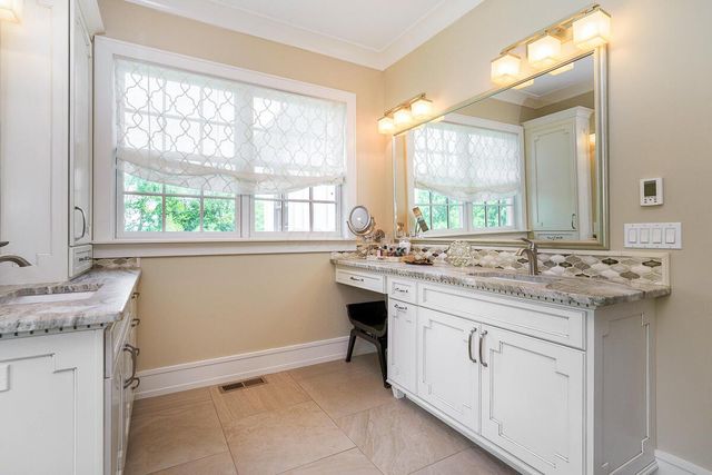 6008 Shala Circle, Nashport, OH 43830