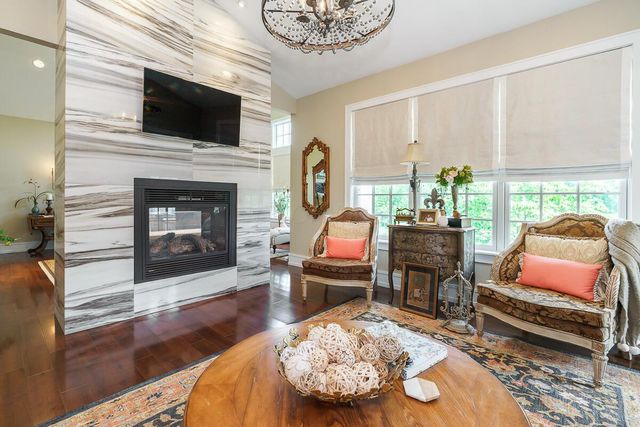 6008 Shala Circle, Nashport, OH 43830