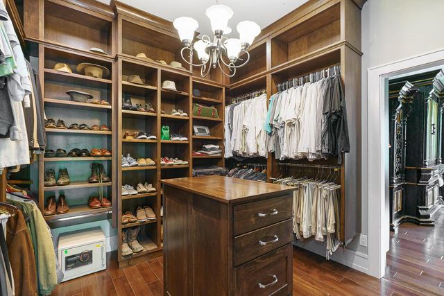 6008 Shala Circle, Nashport, OH 43830