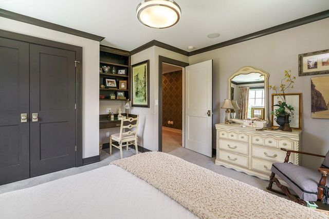 6008 Shala Circle, Nashport, OH 43830