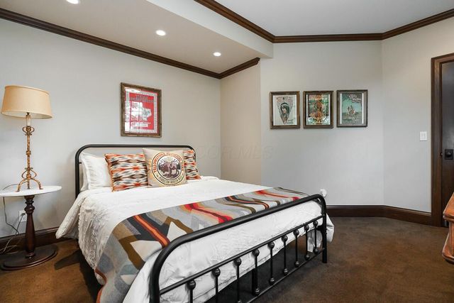 6008 Shala Circle, Nashport, OH 43830