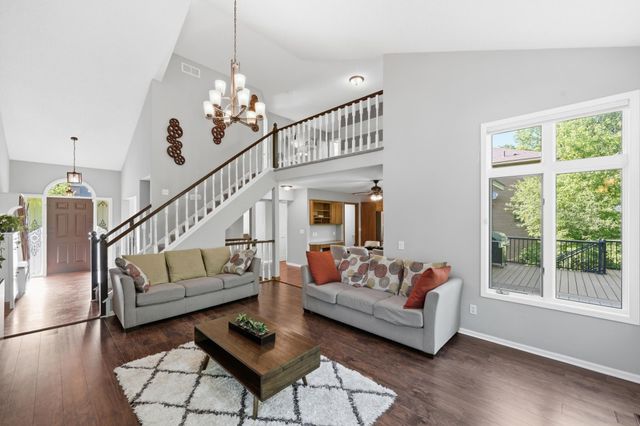 13476 Granada Avenue, Apple Valley, MN 55124