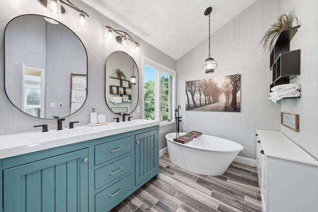 13476 Granada Avenue, Apple Valley, MN 55124