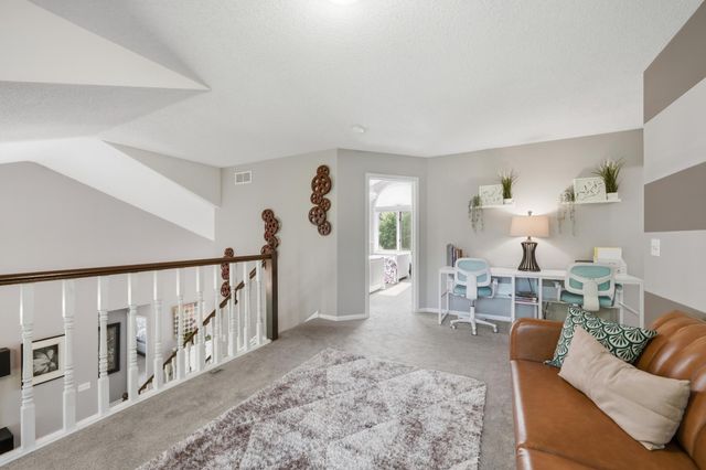13476 Granada Avenue, Apple Valley, MN 55124