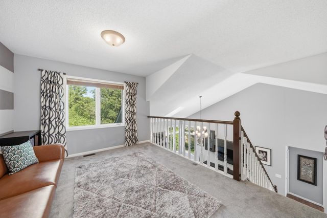 13476 Granada Avenue, Apple Valley, MN 55124