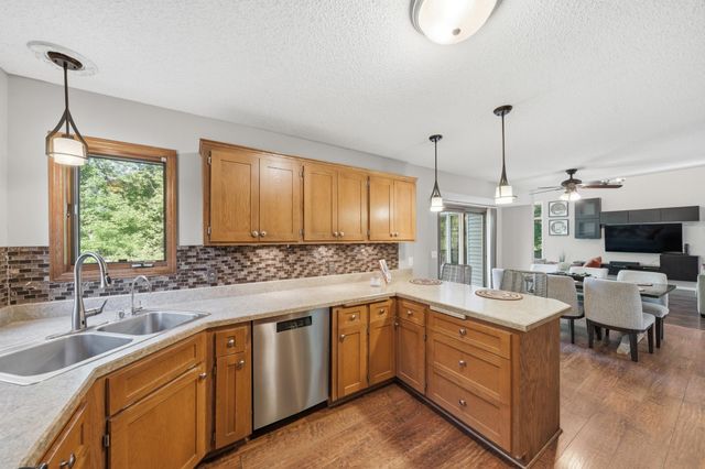 13476 Granada Avenue, Apple Valley, MN 55124
