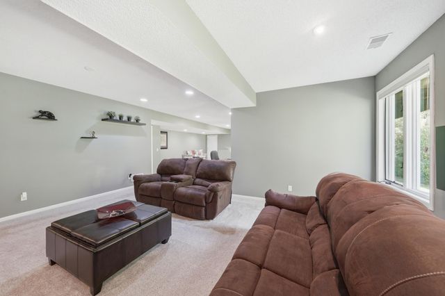 13476 Granada Avenue, Apple Valley, MN 55124