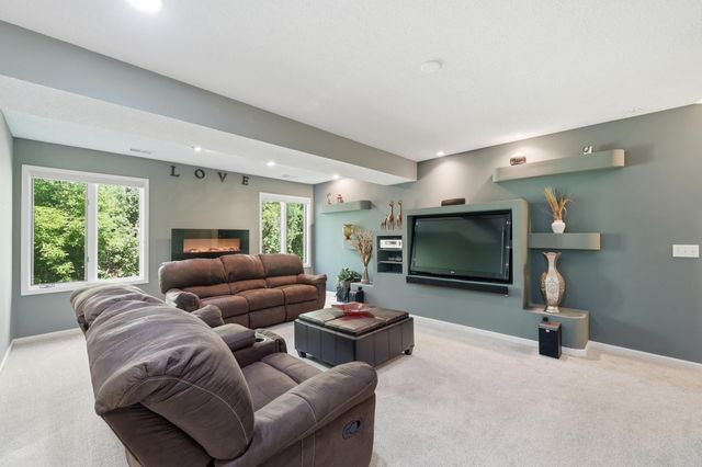 13476 Granada Avenue, Apple Valley, MN 55124