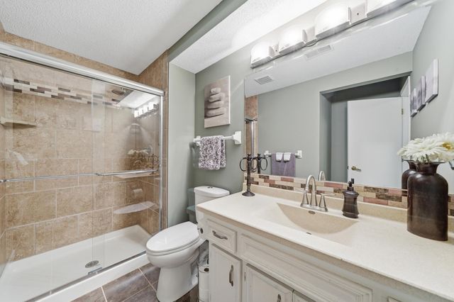 13476 Granada Avenue, Apple Valley, MN 55124