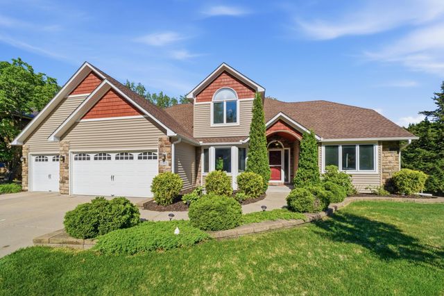 13476 Granada Avenue, Apple Valley, MN 55124