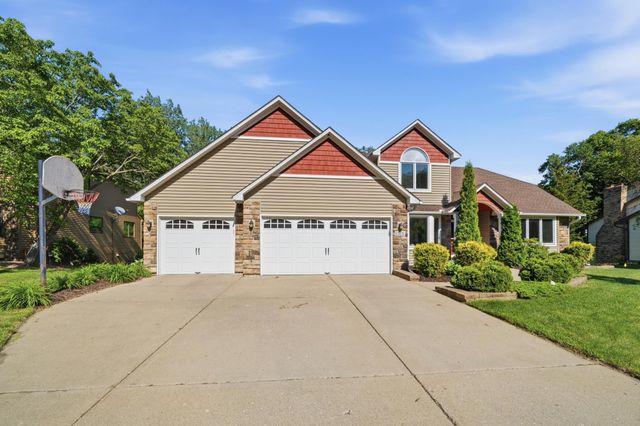 13476 Granada Avenue, Apple Valley, MN 55124