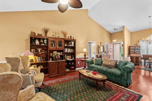 420 Westham Dr., Murrells Inlet, SC 29576