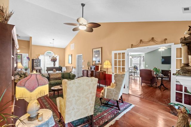 420 Westham Dr., Murrells Inlet, SC 29576