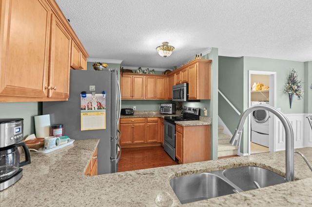 420 Westham Dr., Murrells Inlet, SC 29576