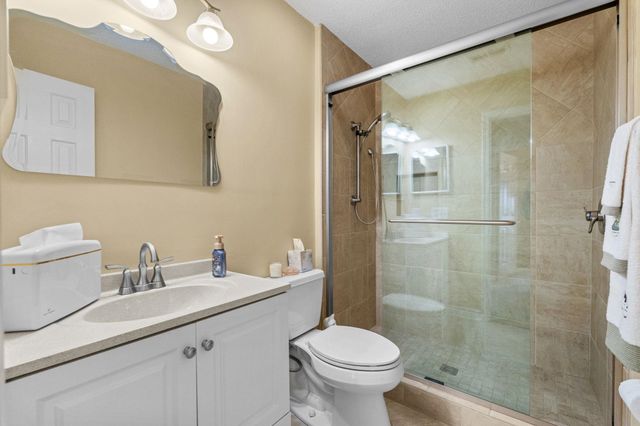 420 Westham Dr., Murrells Inlet, SC 29576