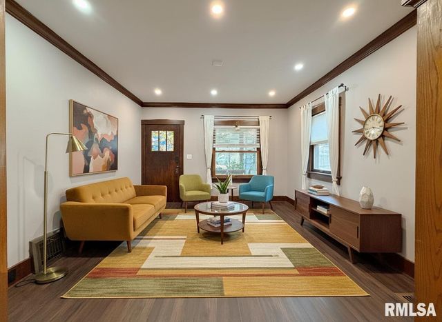 2008 W CLARKE Avenue, West Peoria, IL 61604