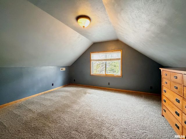 2008 W CLARKE Avenue, West Peoria, IL 61604