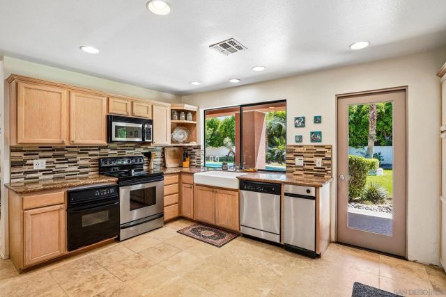72771 Bel Air Rd, Palm Desert, CA 92260