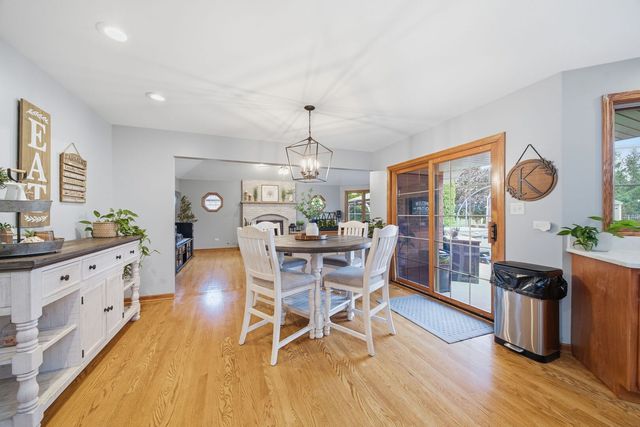 16065 Ridgewood Drive, Homer Glen, IL 60491