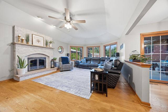 16065 Ridgewood Drive, Homer Glen, IL 60491