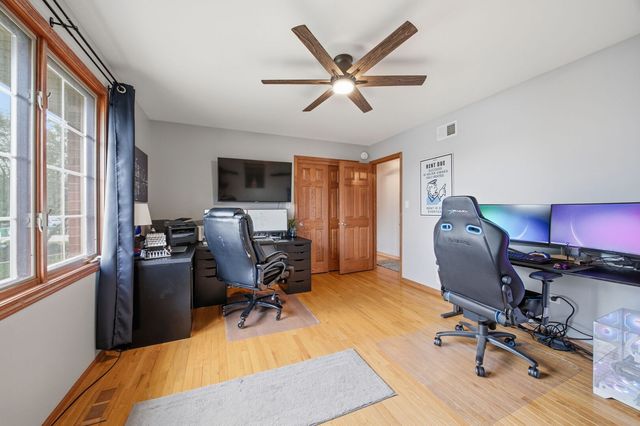 16065 Ridgewood Drive, Homer Glen, IL 60491