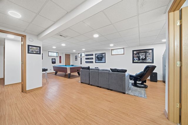 16065 Ridgewood Drive, Homer Glen, IL 60491
