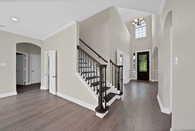 2770 S Lakeview Drive, Cedar Hill, TX 75104