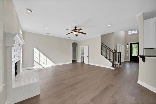 2770 S Lakeview Drive, Cedar Hill, TX 75104
