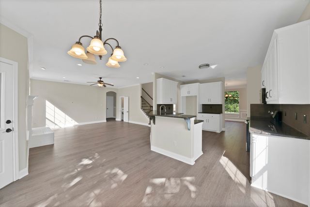 2770 S Lakeview Drive, Cedar Hill, TX 75104
