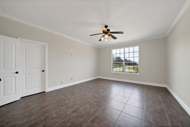 2770 S Lakeview Drive, Cedar Hill, TX 75104