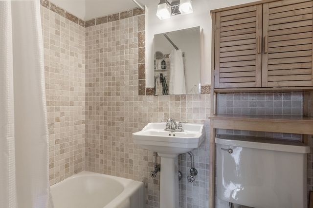 80 Mount Vernon St 10, Boston, MA 02108