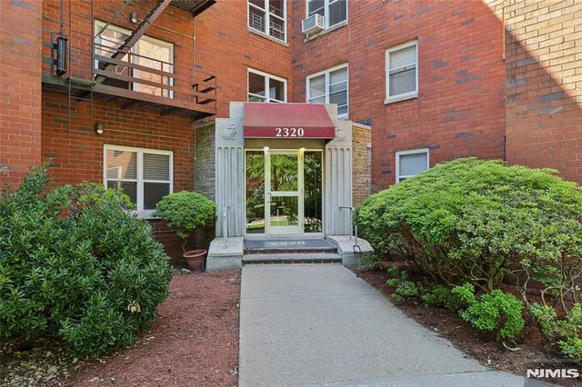 2320 Linwood Avenue 1F, Fort Lee, NJ 07024