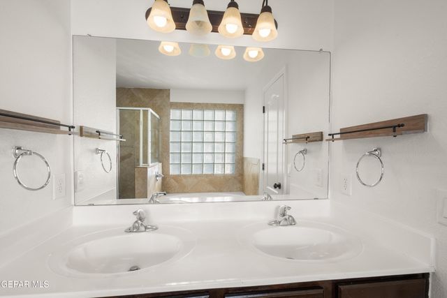 3177 SAMANTHA RAE Place, El Paso, TX 79938