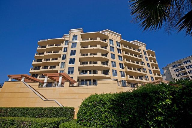 20 PORTO MAR 202, Palm Coast, FL 32137