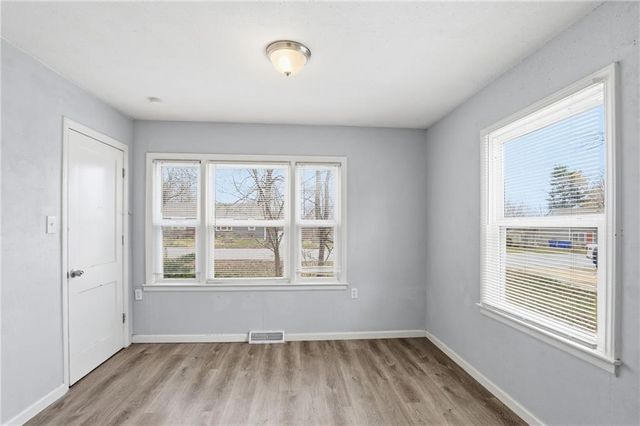 9609 E 68th Street, Raytown, MO 64133