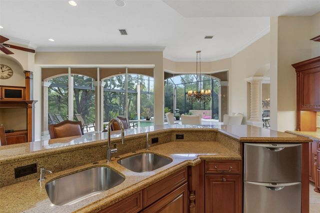 7004 PORTMARNOCK PLACE, Bradenton, FL 34202