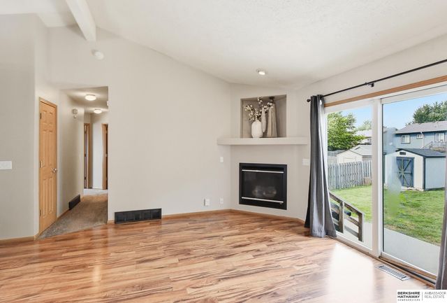 18728 W Street, Omaha, NE 68135