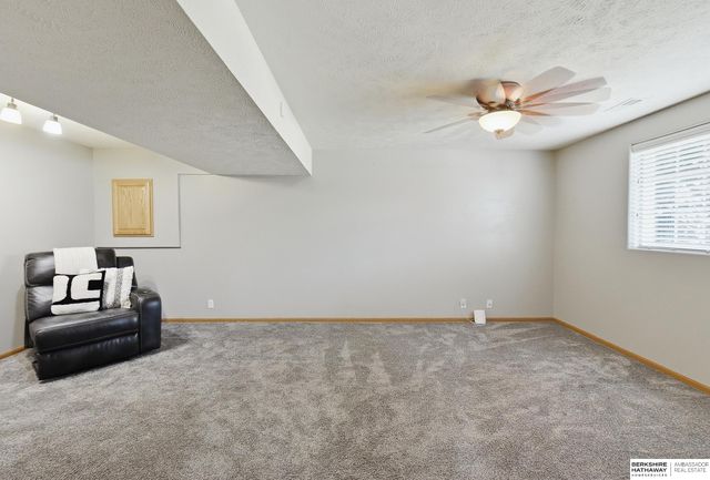 18728 W Street, Omaha, NE 68135